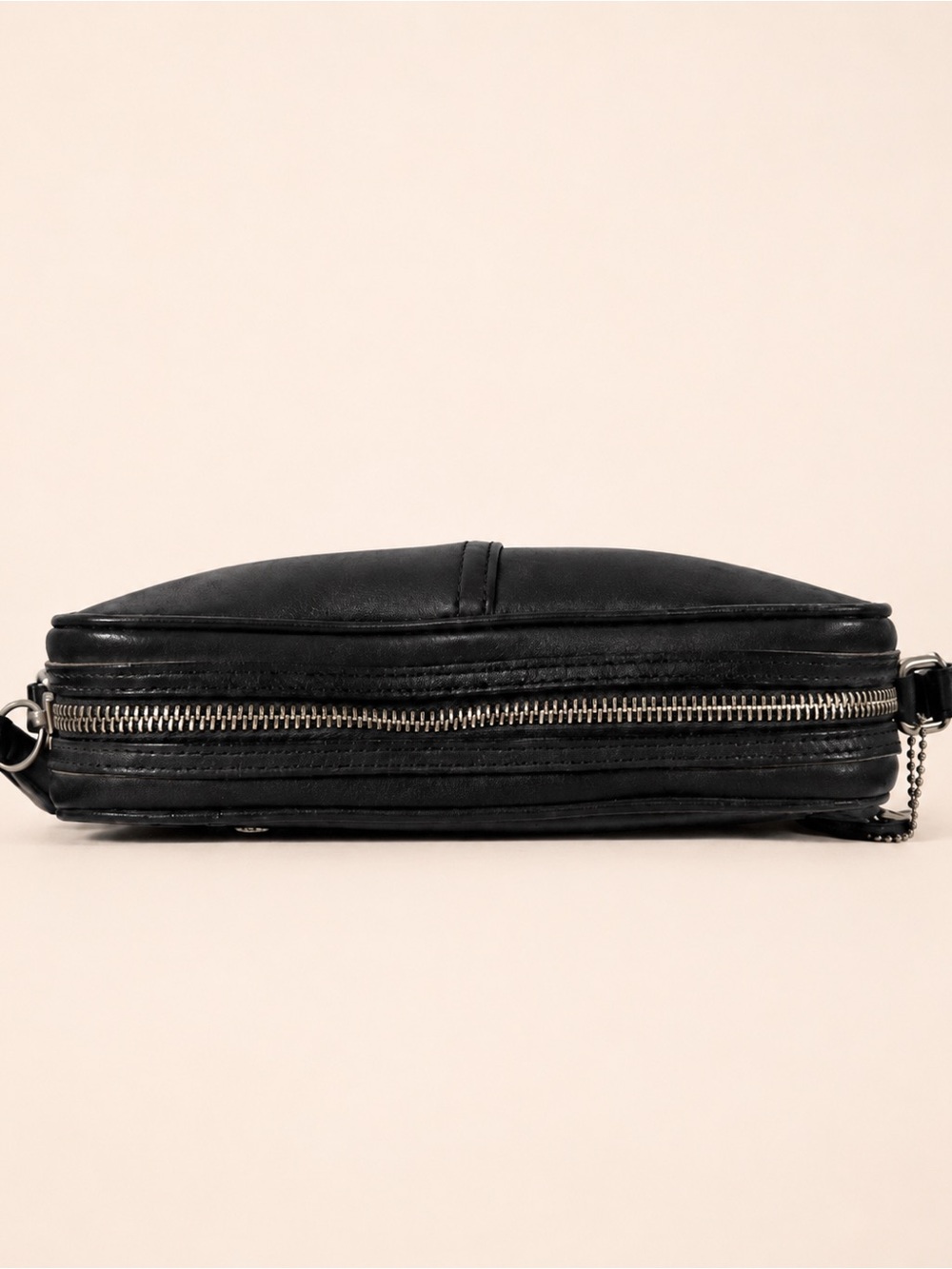 Coach Legacy West 9589 Black Leather Camera Crossbody Bag Vintage Y2K - Picture 6 of 9